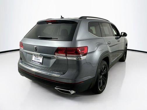 2022 Volkswagen Atlas 2.0T SE w/Technology