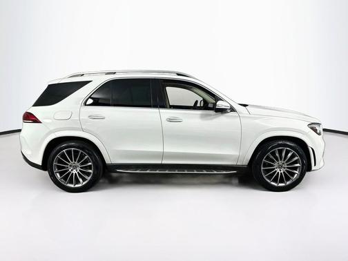 White 2021 Mercedes-Benz GLE 350 Base