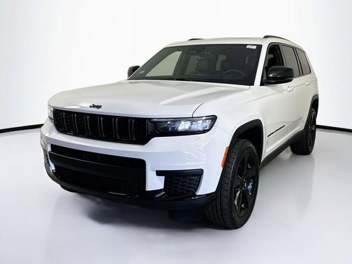 Bright White Clearcoat 2023 Jeep Grand Cherokee L Altitude