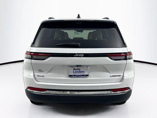 Bright White Clearcoat 2023 Jeep Grand Cherokee Limited