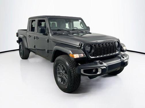 2024 Jeep Gladiator Sport S