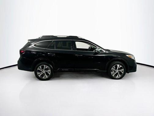 2022 Subaru Outback Touring XT