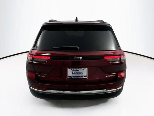 2023 Jeep Grand Cherokee Laredo
