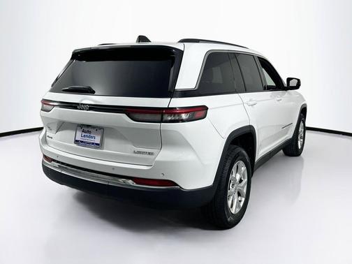 Bright White Clearcoat 2023 Jeep Grand Cherokee Limited