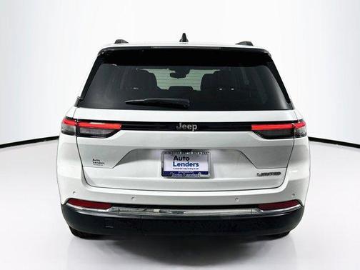 Bright White Clearcoat 2023 Jeep Grand Cherokee Limited