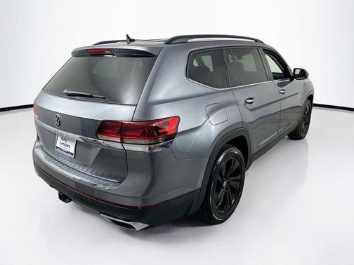 2023 Volkswagen Atlas 3.6L SE w/Technology