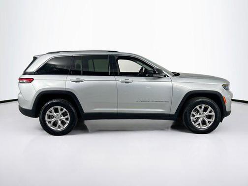 2022 Jeep Grand Cherokee Limited