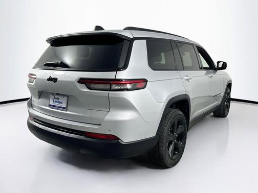 Silver Zynith 2023 Jeep Grand Cherokee L Altitude