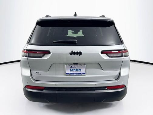 Silver Zynith 2023 Jeep Grand Cherokee L Altitude