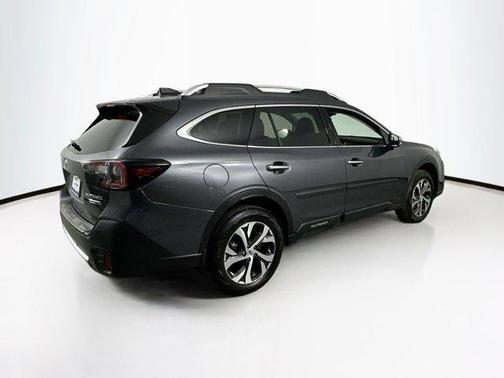 2022 Subaru Outback Touring