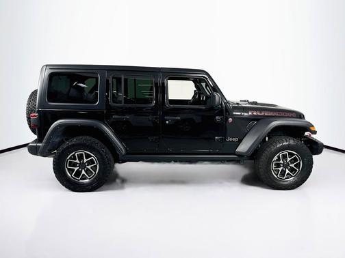 Black Clearcoat 2024 Jeep Wrangler Rubicon