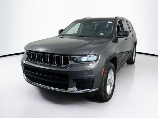 2022 Jeep Grand Cherokee L Laredo