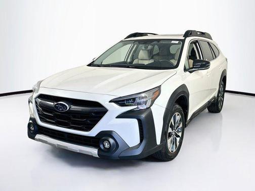 Crystal White Pearl 2023 Subaru Outback Limited