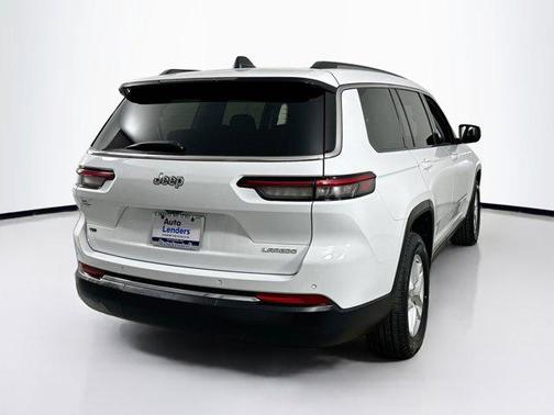 2022 Jeep Grand Cherokee L Laredo