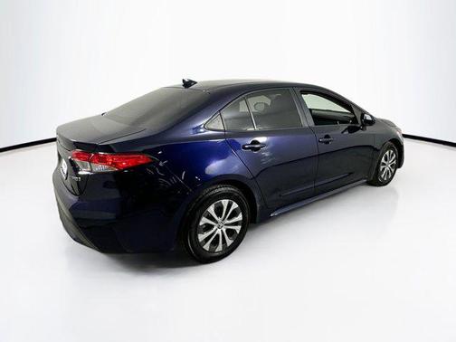 2022 Toyota Corolla Hybrid LE
