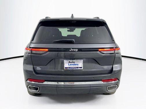2022 Jeep Grand Cherokee Overland
