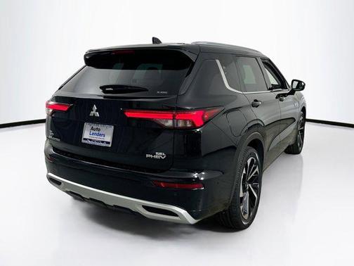 2023 Mitsubishi Outlander PHEV SEL