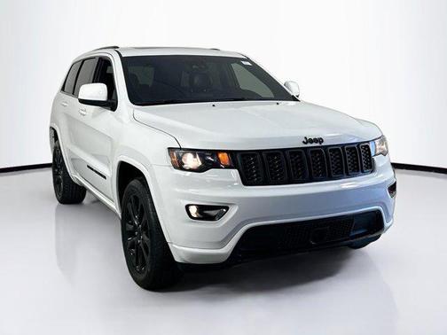 2021 Jeep Grand Cherokee Laredo