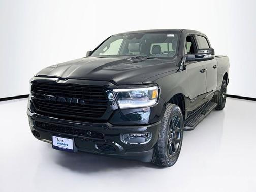 Diamond Black Crystal Pearlcoat 2023 RAM 1500 Laramie