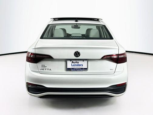 Opal White Pearl 2023 Volkswagen Jetta 1.5T SE