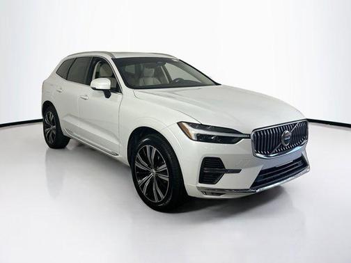 2022 Volvo XC60 B5 Inscription