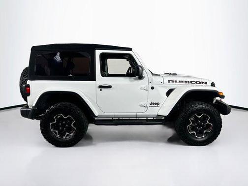 Bright White Clearcoat 2023 Jeep Wrangler Rubicon