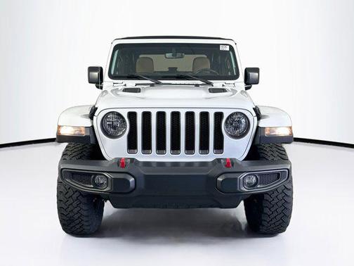 Bright White Clearcoat 2023 Jeep Wrangler Rubicon