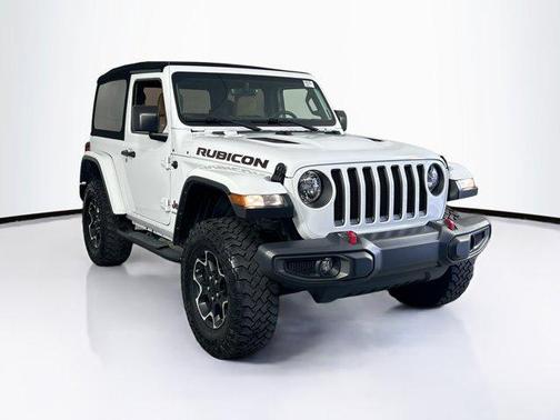Bright White Clearcoat 2023 Jeep Wrangler Rubicon