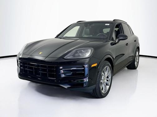 Black 2024 Porsche Cayenne Cayenne