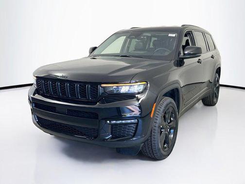 Diamond Black Crystal Pearlcoat 2023 Jeep Grand Cherokee L Limited