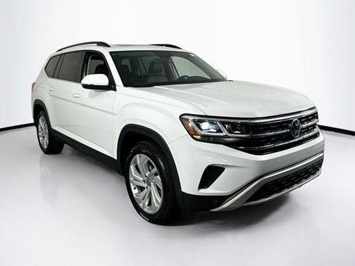 2022 Volkswagen Atlas 3.6L SE w/Technology