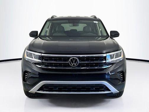 2023 Volkswagen Atlas 3.6L SE w/Technology