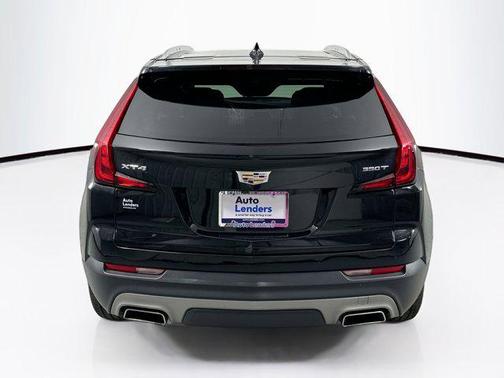 2022 Cadillac XT4 Premium Luxury