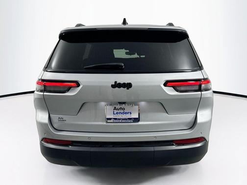 Silver Zynith 2023 Jeep Grand Cherokee L Altitude