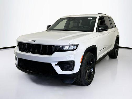 2023 Jeep Grand Cherokee Altitude