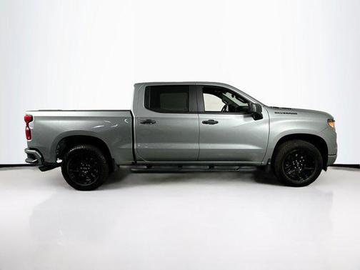 Sterling Gray Metallic 2025 Chevrolet Silverado 1500 Custom