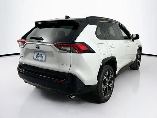2024 Toyota RAV4 Prime XSE