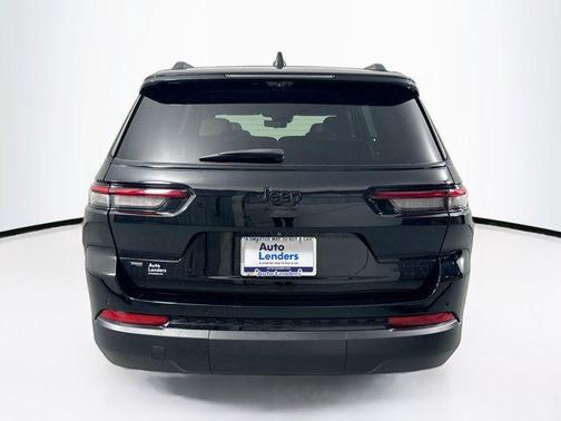 Diamond Black Crystal Pearlcoat 2023 Jeep Grand Cherokee L Limited