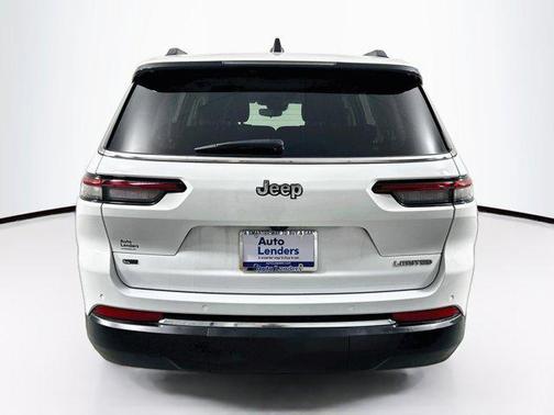 Bright White Clearcoat 2021 Jeep Grand Cherokee L Limited