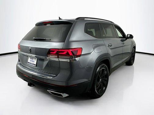 2022 Volkswagen Atlas 3.6L SE w/Technology