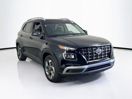 Onyx Black 2023 Hyundai VENUE SEL