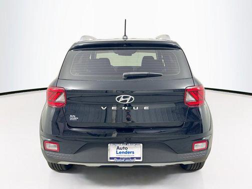 Onyx Black 2023 Hyundai VENUE SEL