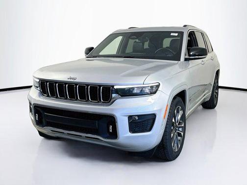 Silver Zynith 2022 Jeep Grand Cherokee Overland