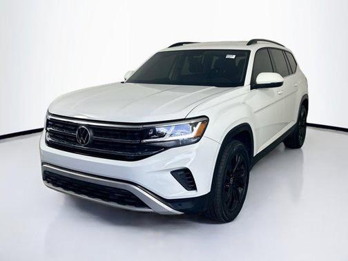 2022 Volkswagen Atlas 2.0T SE w/Technology