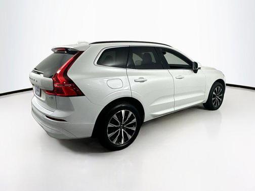 2023 Volvo XC60 B5 Core