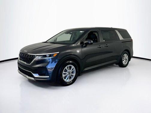 2023 Kia Carnival LX