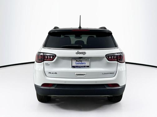 Bright White Clearcoat 2023 Jeep Compass Limited