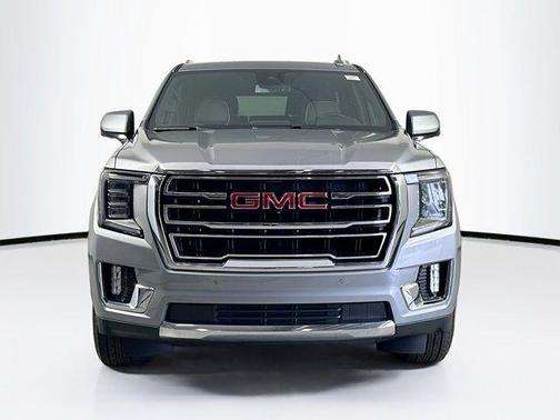 Sterling Metallic 2023 GMC Yukon SLT