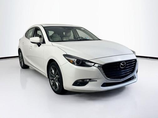 Snowflake White Pearl Mica 2018 Mazda Mazda3 Grand Touring