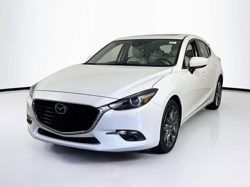 Snowflake White Pearl Mica 2018 Mazda Mazda3 Grand Touring